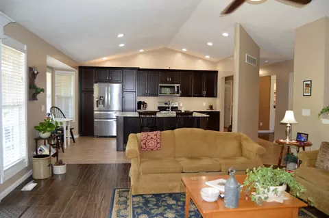 576 Blackfoot Pass, Danvers, IL 61732 photo 14