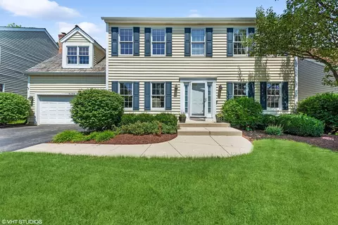 4244 New Haven Ave, Gurnee, IL 60031