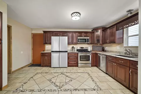 2225 Dalewood Ct, Plainfield, IL 60586 photo 10