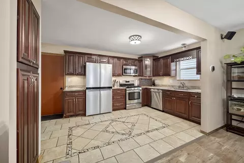 2225 Dalewood Ct, Plainfield, IL 60586 photo 9