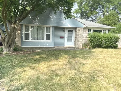 6 Minocqua Ct, Park Forest, IL 60466
