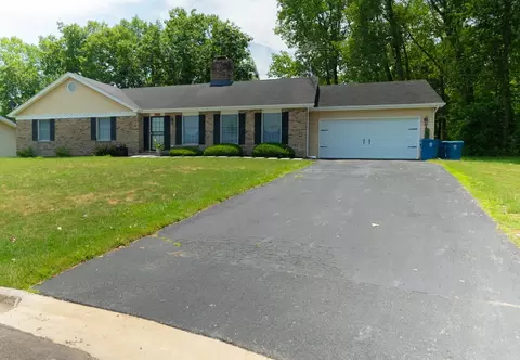 3584 Fairway Dr, Crete, IL 60417