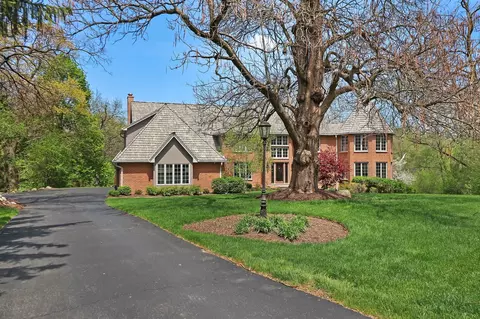 24798 N Indian Grass Ct, Barrington, IL 60010
