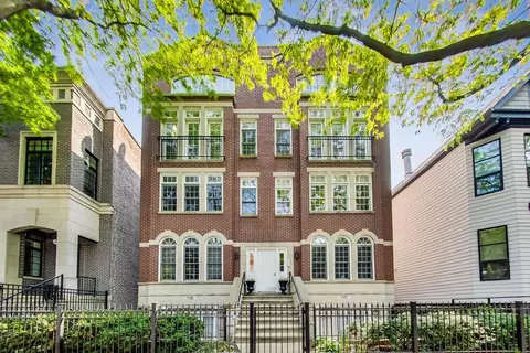 1125 W Wrightwood Ave #2E, Chicago, IL 60614