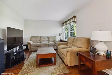 2006 Arbor Falls Dr, Plainfield, IL 60586 photo 9