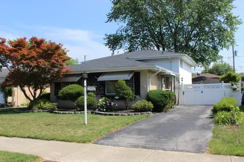 5215 137th Pl, Crestwood, IL 60445