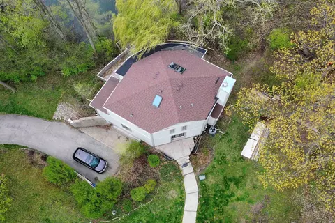 28375 Burnett Rd, Island Lake, IL 60042