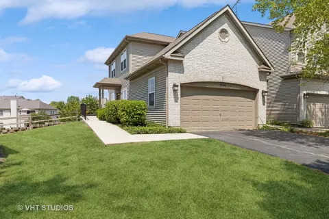 2708 Granite Ct #2708, Crystal Lake, IL 60012