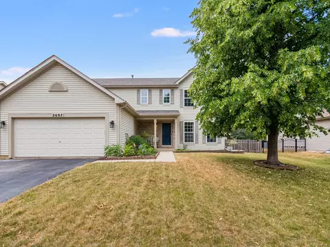 2687 Lindgren Trl, Aurora, IL 60503