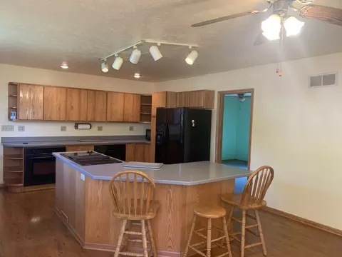 5326 Mccurry Rd, Roscoe, IL 61073 photo 4