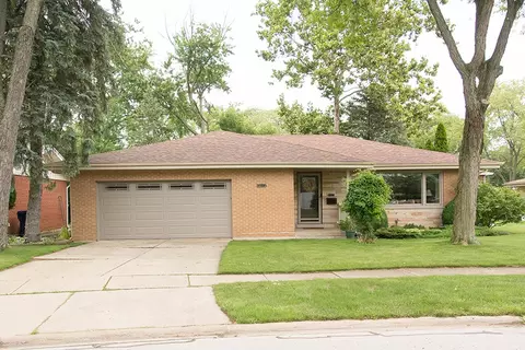 1208 Hillview Rd, Homewood, IL 60430