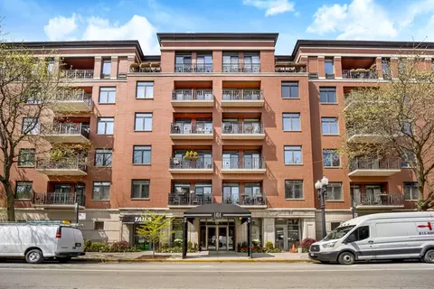 1414 N Wells St #503, Chicago, IL 60610