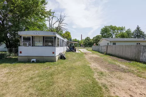 1557 S 3rd Ave, Kankakee, IL 60901 photo 4