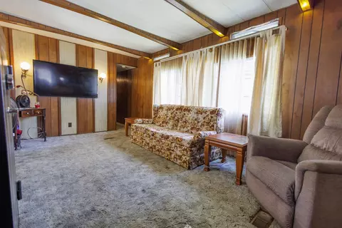 1557 S 3rd Ave, Kankakee, IL 60901 photo 5
