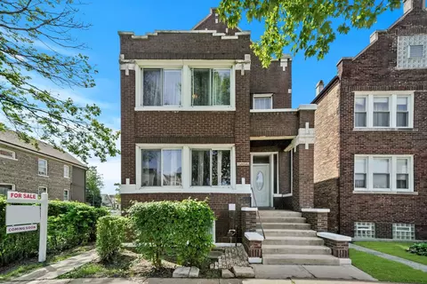 3009 W 40th Pl, Chicago, IL 60632