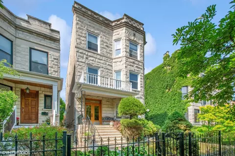 1408 W Belle Plaine Ave, Chicago, IL 60613