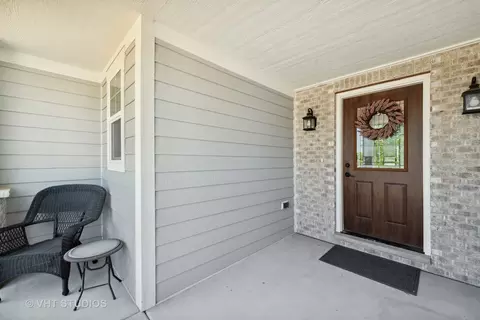 3637 Fewflower Ct, Elgin, IL 60124 photo 2