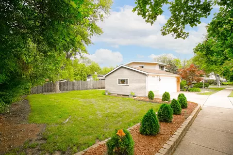 509 Michael Mnr, Glenview, IL 60025 photo 5