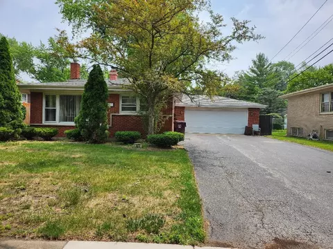343 Patricia Dr, Chicago Heights, IL 60411