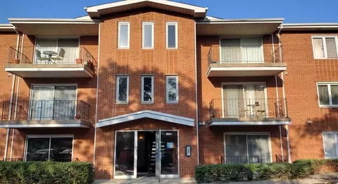 10840 S Kilpatrick Ave #2NW, Oak Lawn, IL 60453