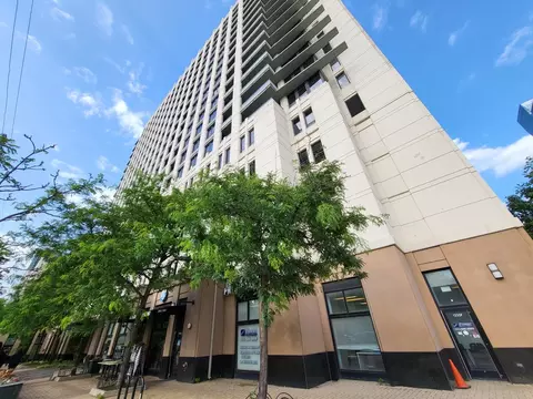 1255 S State St #1203, Chicago, IL 60605