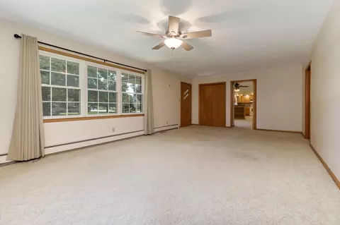 102 E 7th St, Gridley, IL 61744 photo 5