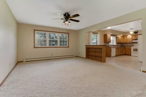 102 E 7th St, Gridley, IL 61744 photo 8