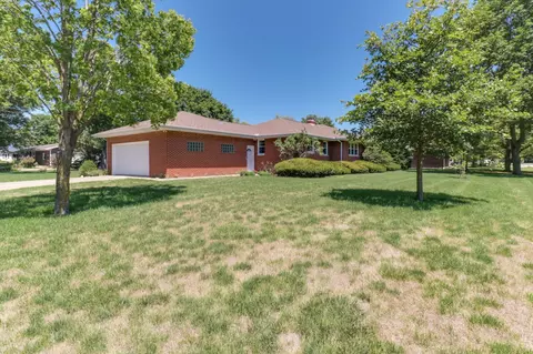 102 E 7th St, Gridley, IL 61744 photo 43