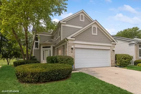 84 Manchester Dr, Buffalo Grove, IL 60089