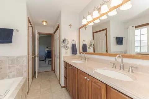 308 Plumage Ct, Normal, IL 61761 photo 29