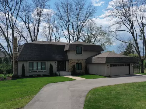 10523 W 125th St, Palos Park, IL 60464
