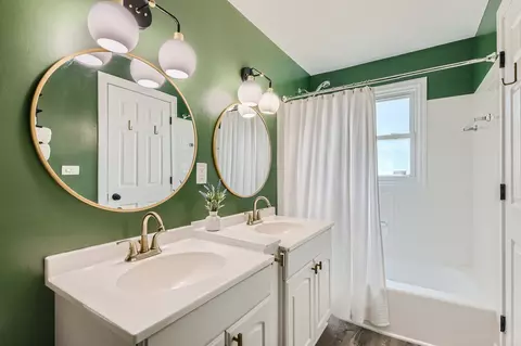 3885 N Firestone Dr, Hoffman Estates, IL 60192 photo 20