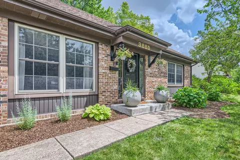 3885 N Firestone Dr, Hoffman Estates, IL 60192 photo 3