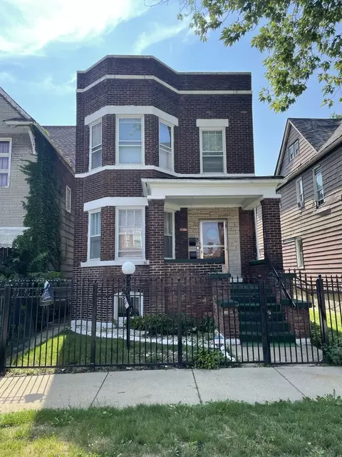 8316 S Manistee Ave, Chicago, IL 60617