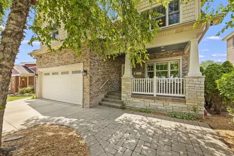 10520 S Kildare Ave, Oak Lawn, IL 60453