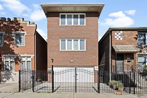2627 S Shields Ave, Chicago, IL 60616