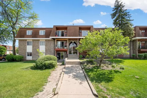 555 Hill Dr, Hoffman Estates, IL 60169 photo 1