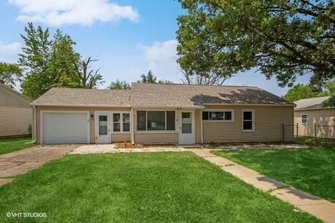 10 Circle Dr, Chatsworth, IL 60921