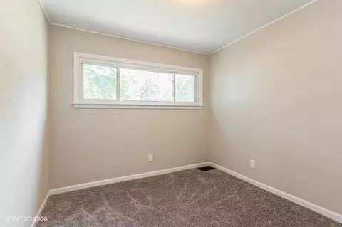 10 Circle Dr, Chatsworth, IL 60921 photo 7