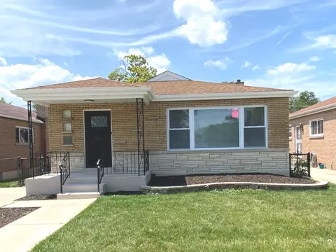 12824 S Laflin St, Calumet Park, IL 60827