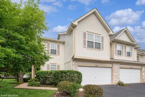 2342 Sunshine Ln #1, Aurora, IL 60503