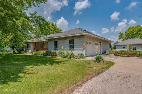 310 E North Railroad St, Braceville, IL 60407