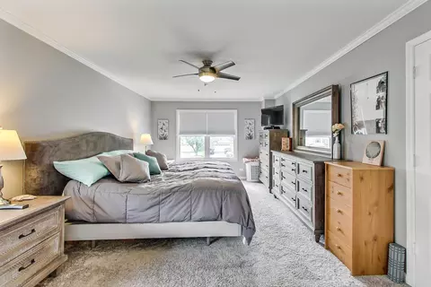 549 Foxford Rd, Bartlett, IL 60103 photo 18