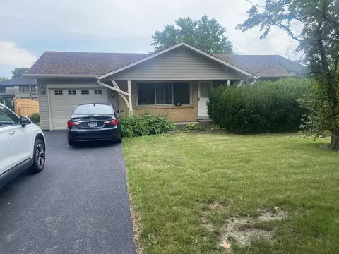 594 W Comstock Ave, Elmhurst, IL 60126