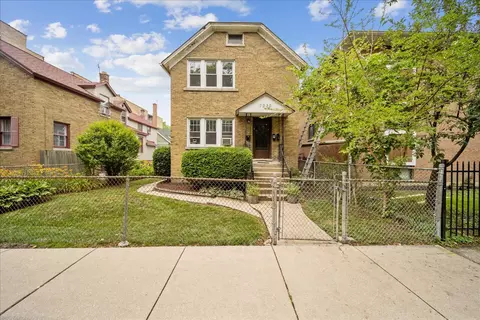 7330 N Honore St, Chicago, IL 60626