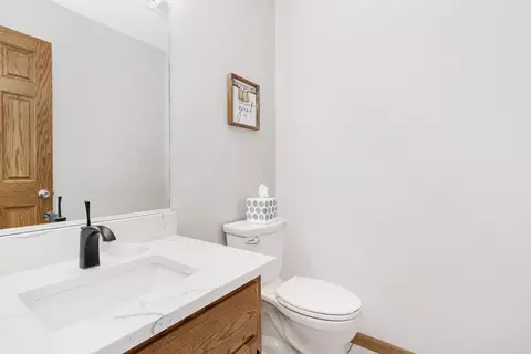 308 Shawnee Dr, Minooka, IL 60447 photo 15