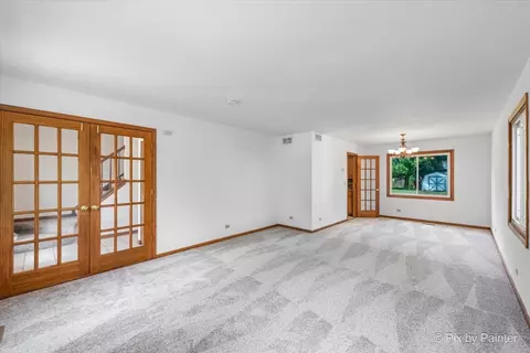 726 Cimarron Dr, Cary, IL 60013 photo 17