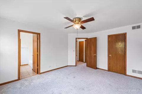 726 Cimarron Dr, Cary, IL 60013 photo 24