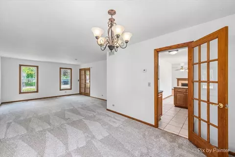 726 Cimarron Dr, Cary, IL 60013 photo 16