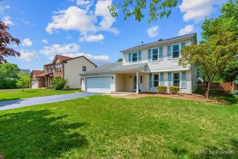 726 Cimarron Dr, Cary, IL 60013 photo 2